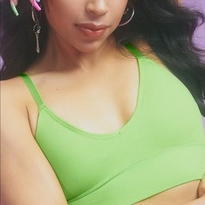 Azalea Seamless Bra Fabletics Liza Koshy Size Small Green Citrus